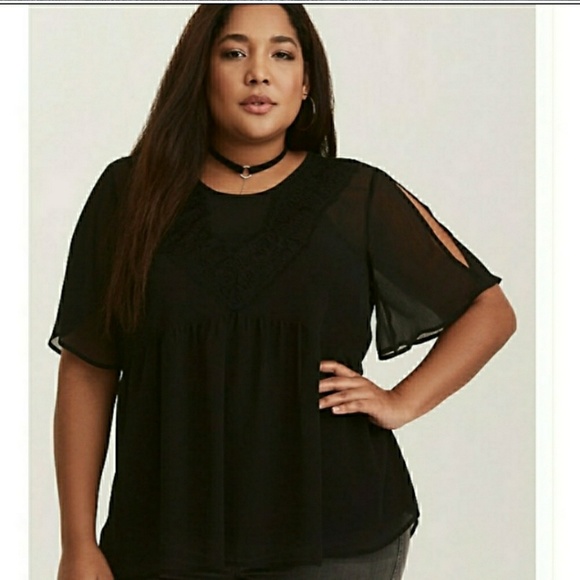 Torrid - Crinkled chiffon lace trim top - Picture 4 of 7